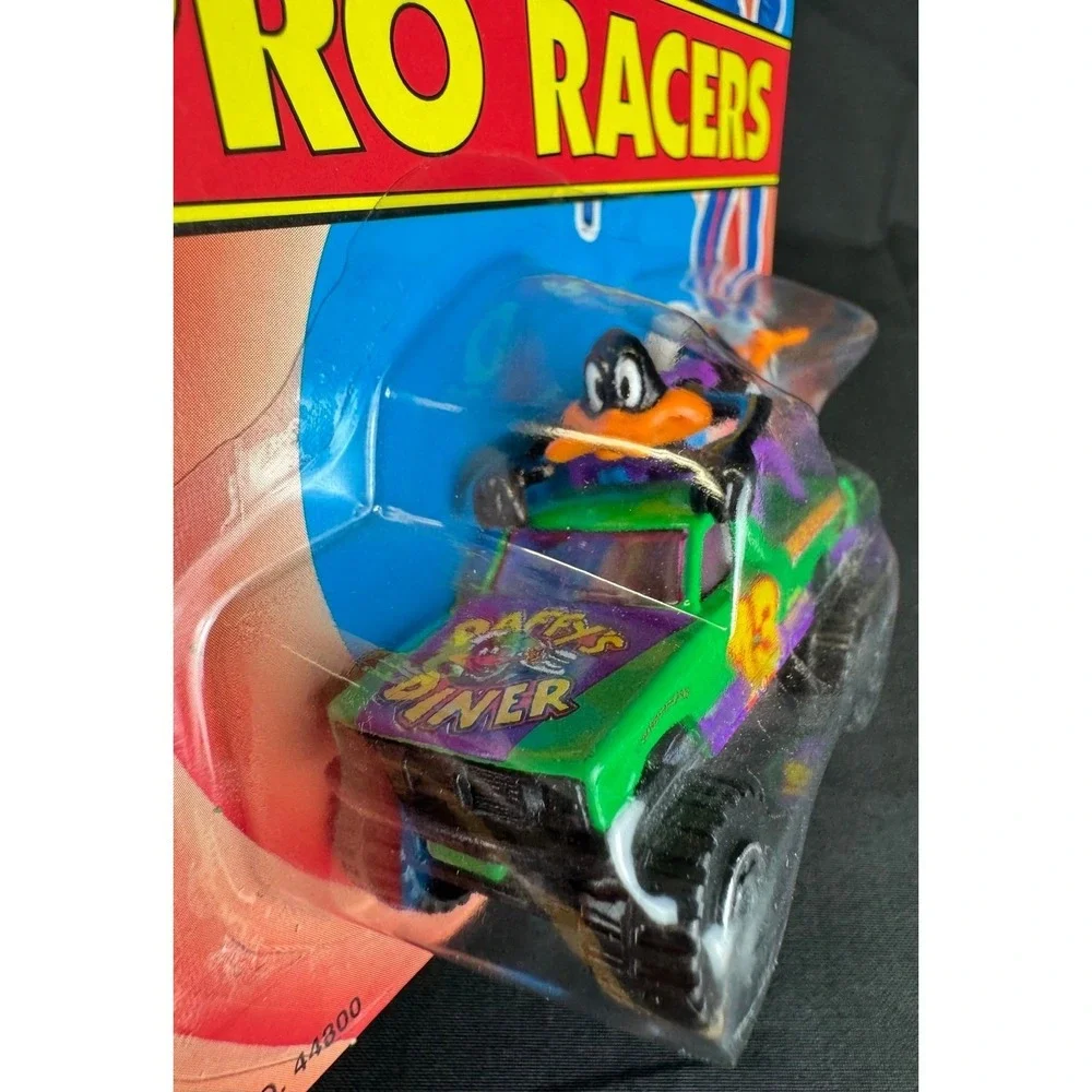 NIP Vintage 1993 Matchbox Looney Tunes Pro Racers Bugs Bunny & Daffy Duck